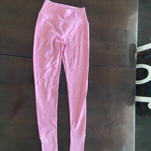 Alo Lounge leggings in heathered pink XS